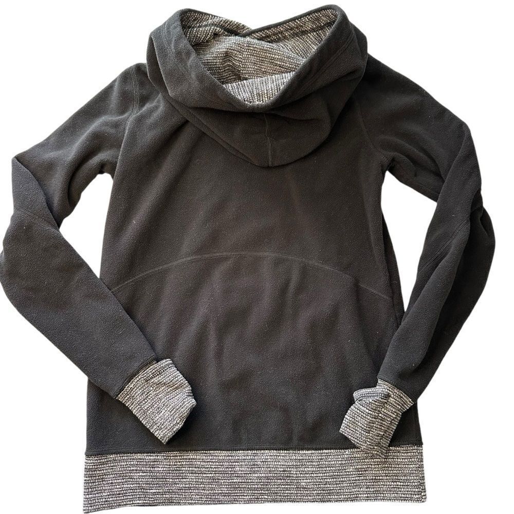Lululemon women’s hooded Fleece pullover sweatshirt with hand covers size 4 - Picture 4 of 7